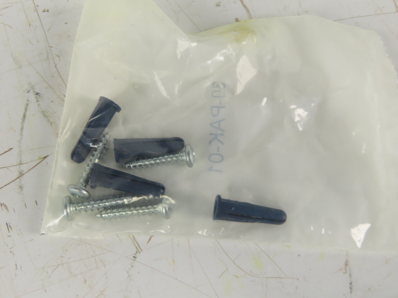 Grainger 333-4 SS Silver 304 Stainless Steel Mop Broom Holder 4 Spot