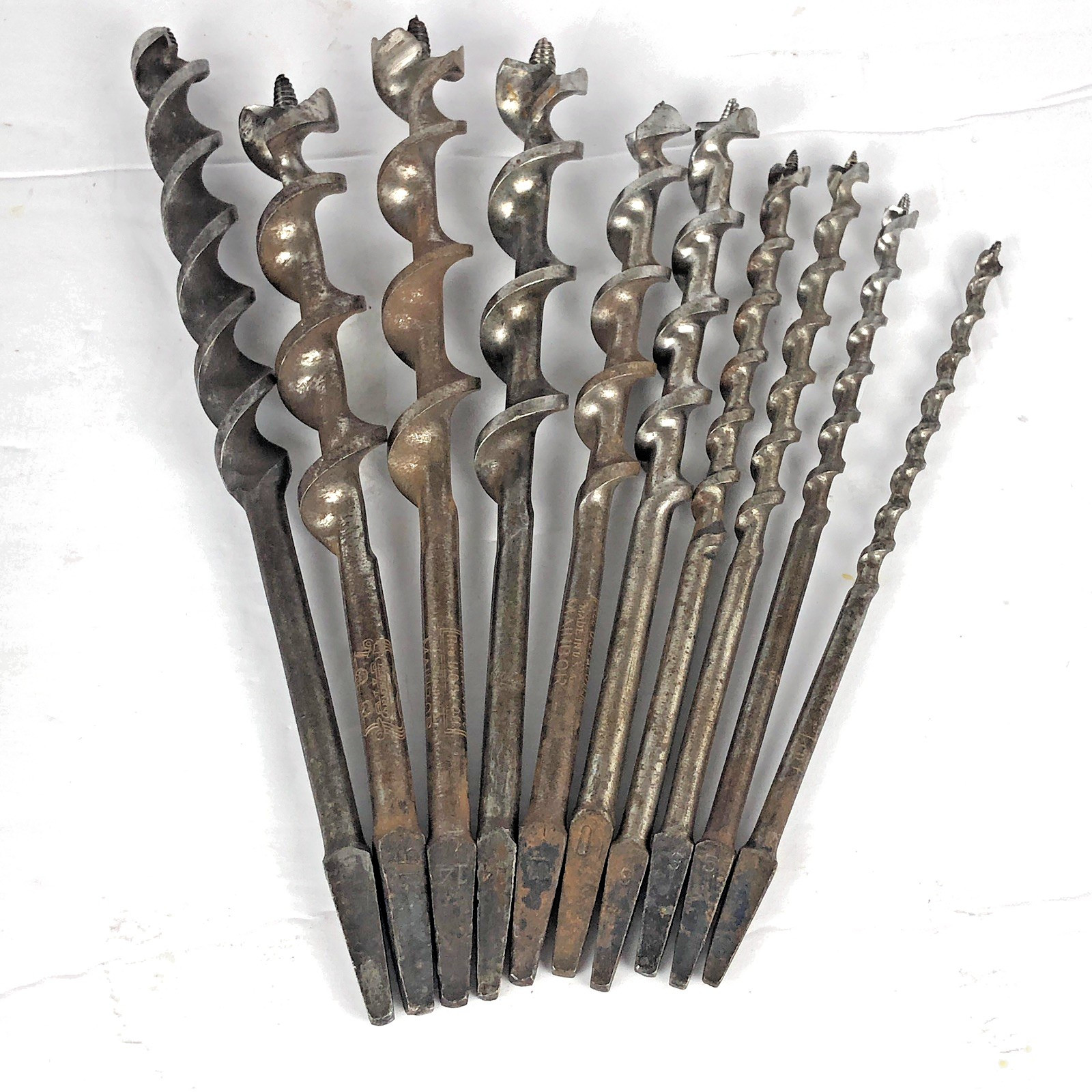 Stanley Ratcheting Hand Drill Brace No. H1253 w/ 10 Auger Drill Bits