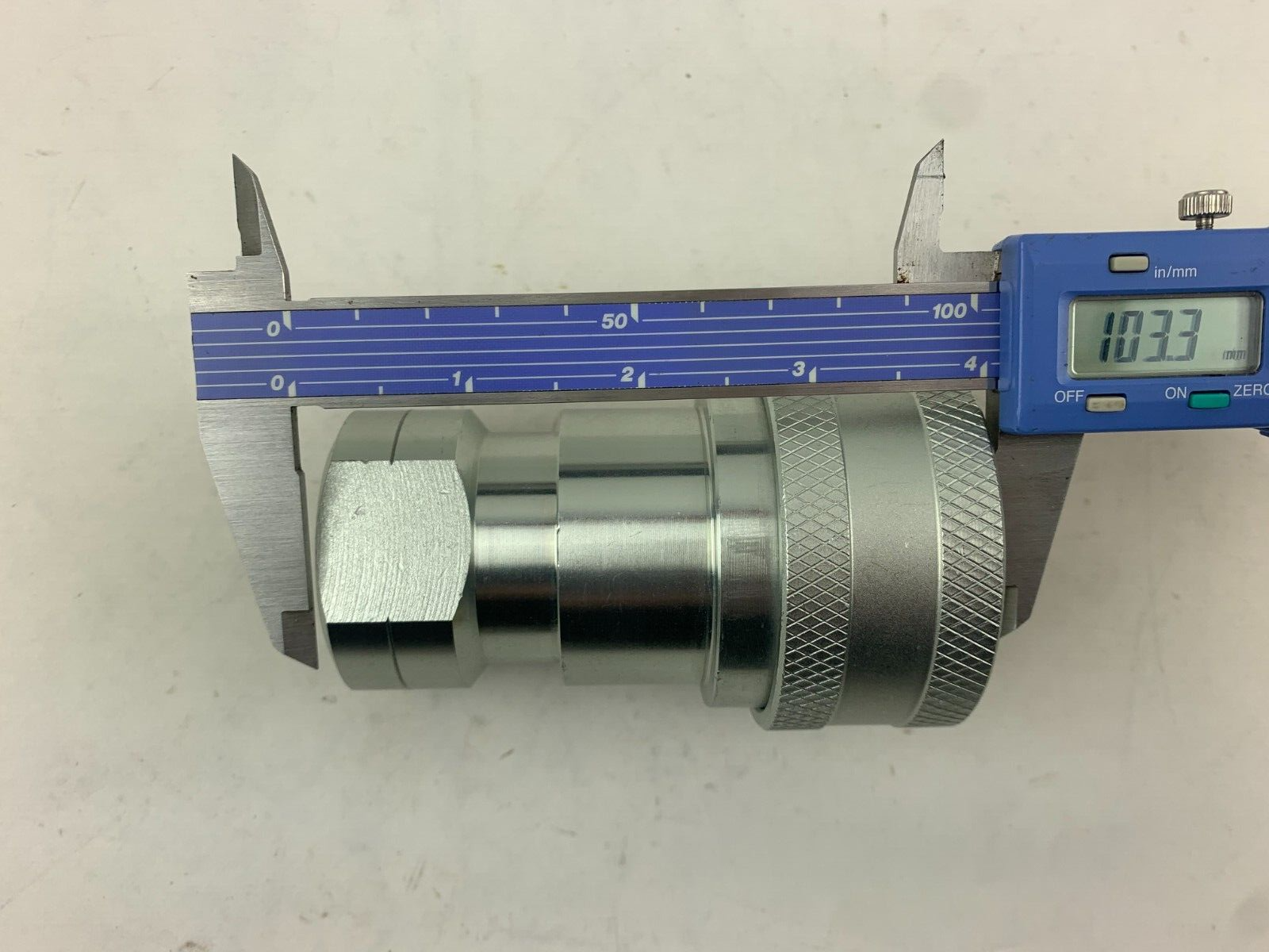 Hydraulic Quick Disconnect ISO B HNV1F Female Poppet Coupler