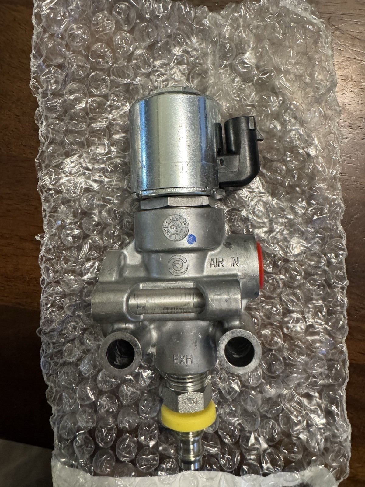 Allison Transmission Solenoid Retarder Valve 29557354 NEW FREE SHIP