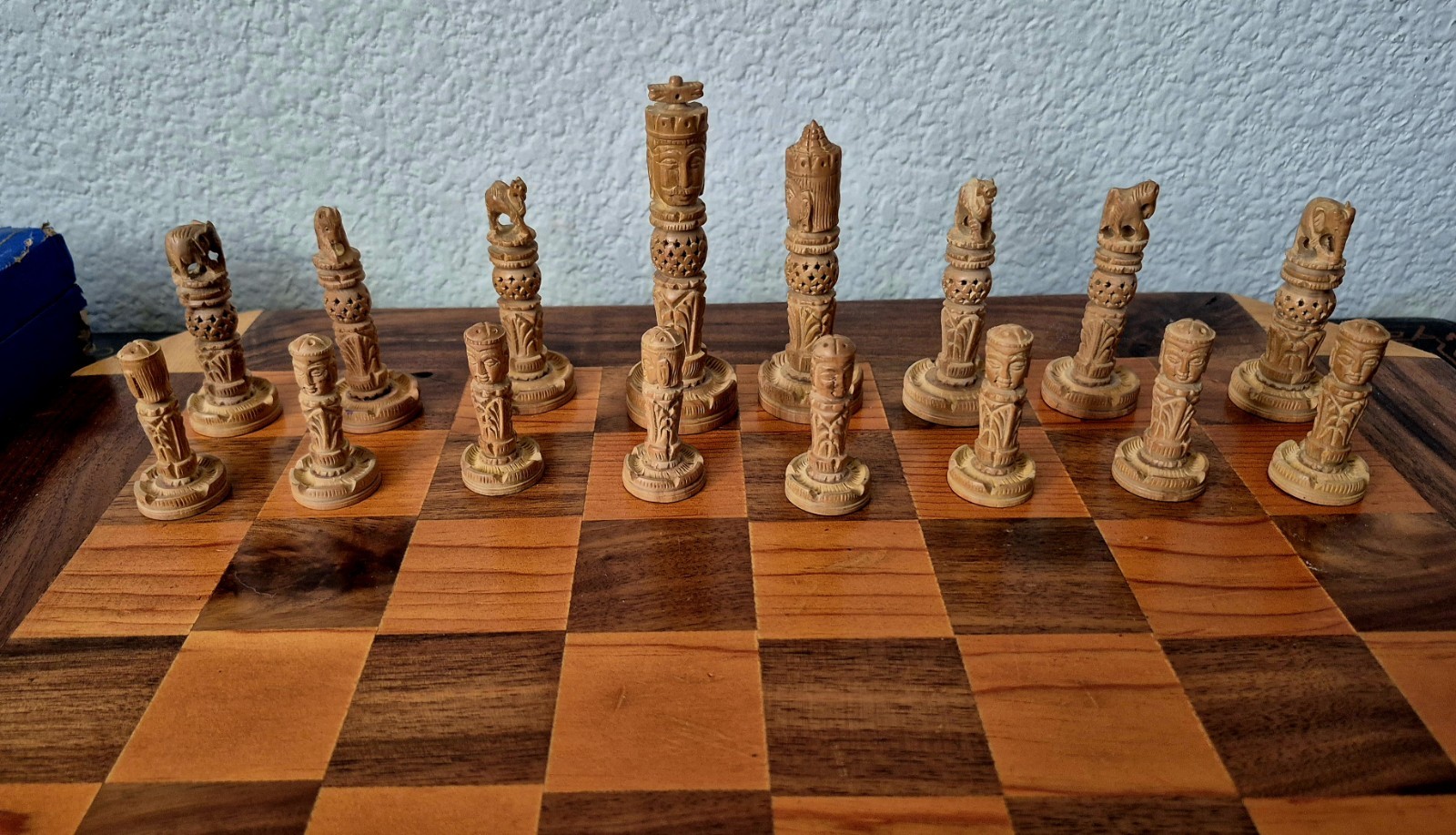 Ornate Carved Box Wood Ebony Chess Set 4" King 18" Board 1.75" Squares Box Case!