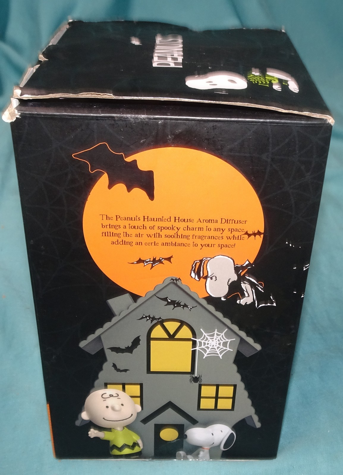 used = Peanuts Snoopy & Charlie Haunted House Diffuser Essential Oil Included