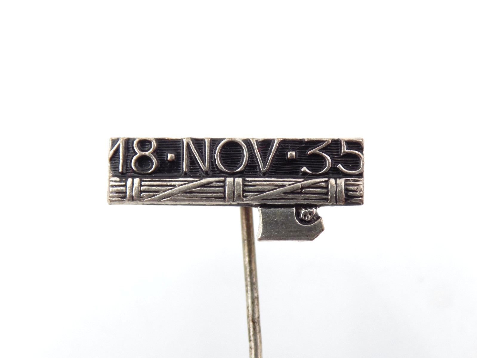 Original Italian Fascist “Per le Ali d’Italia” Aviation Propaganda Pin