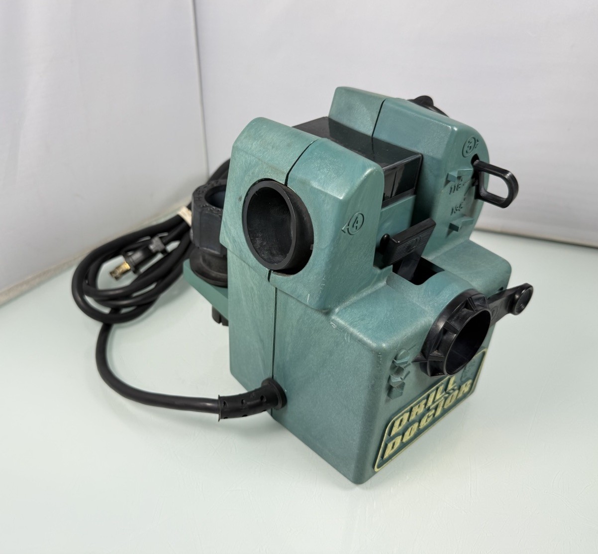 Drill Doctor 750 750SP Professional Drill Bit Sharpener w/ 2.5-13mm Bit Chuck