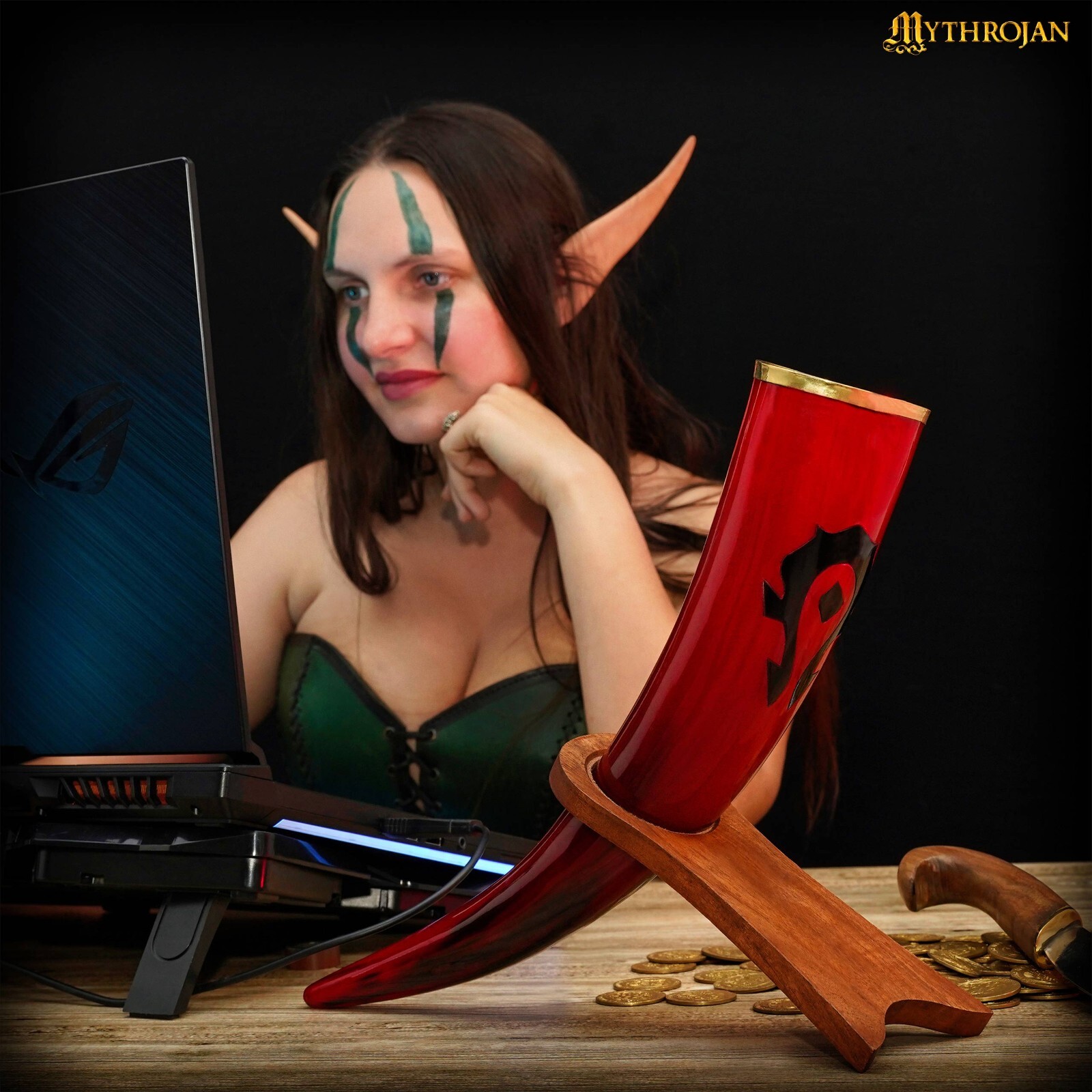 Viking Drinking Horn Medieval Knight Beer Mead Ale for Gifting, Decor, Red 16 oz