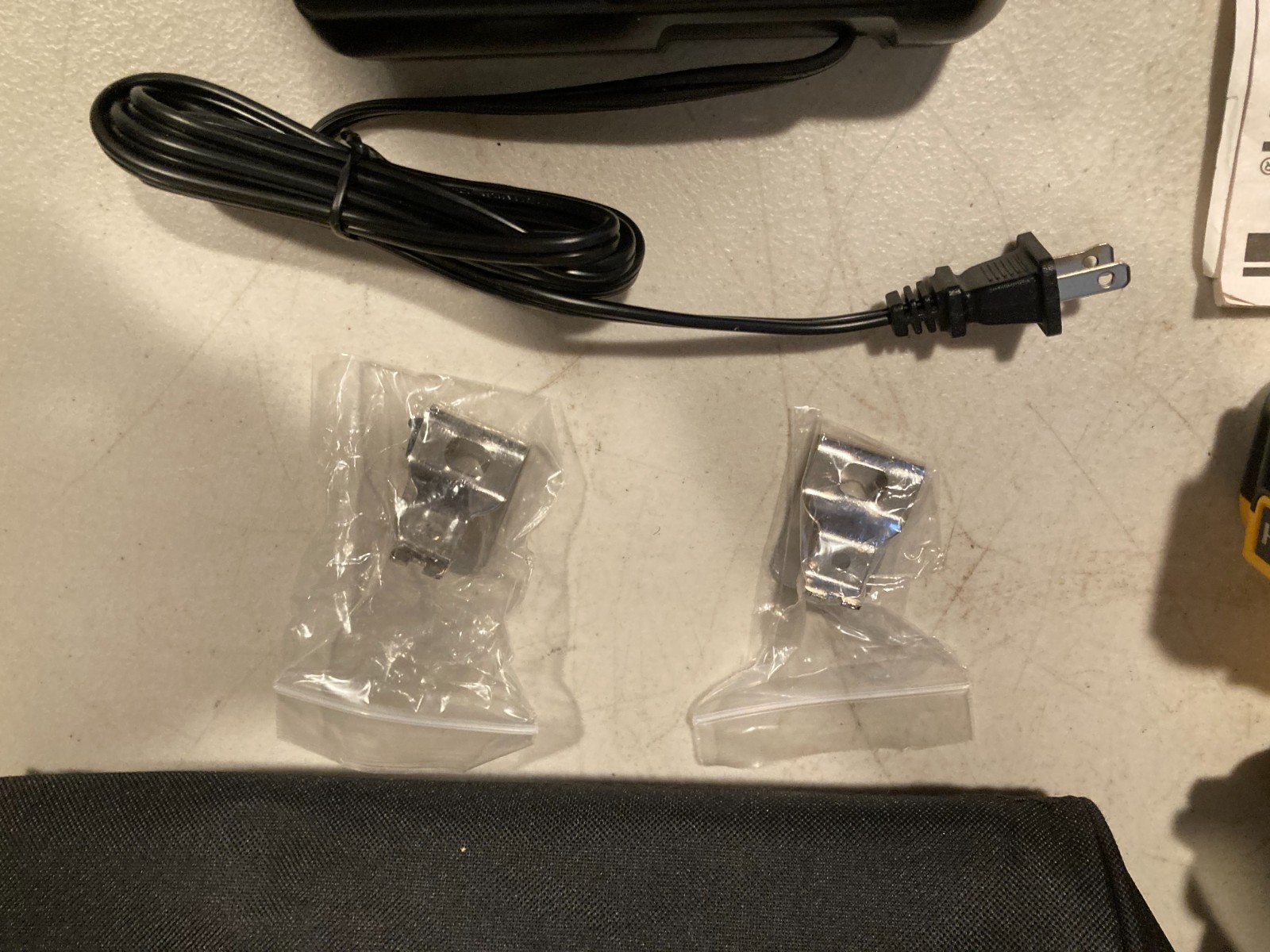 DeWalt 20V Max XR Brushless 2-Tool Combo Kit DCD800 DCF850 (2) 4Ah Batts w/Bag