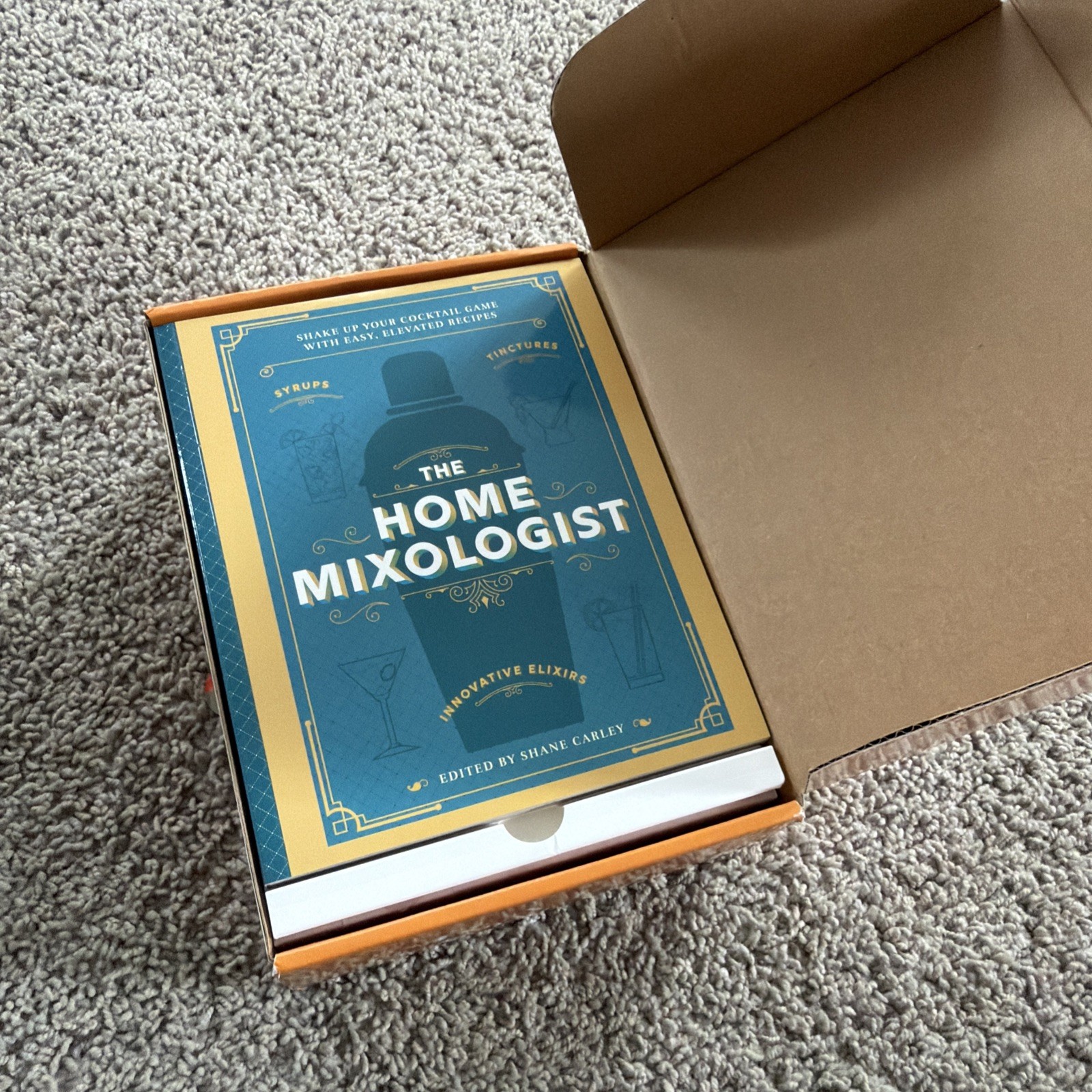 Craft Cocktail Kit with Shaker and Strainer/Jigger/ the home mixologist recipe