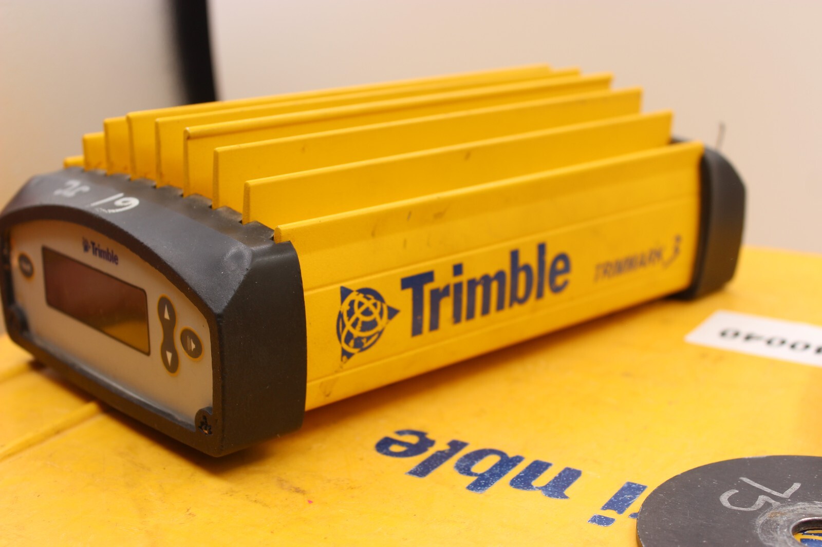 Trimble Trimmark 3 450 - 470MHz UHF Base Radio with Accessories WITH CASE