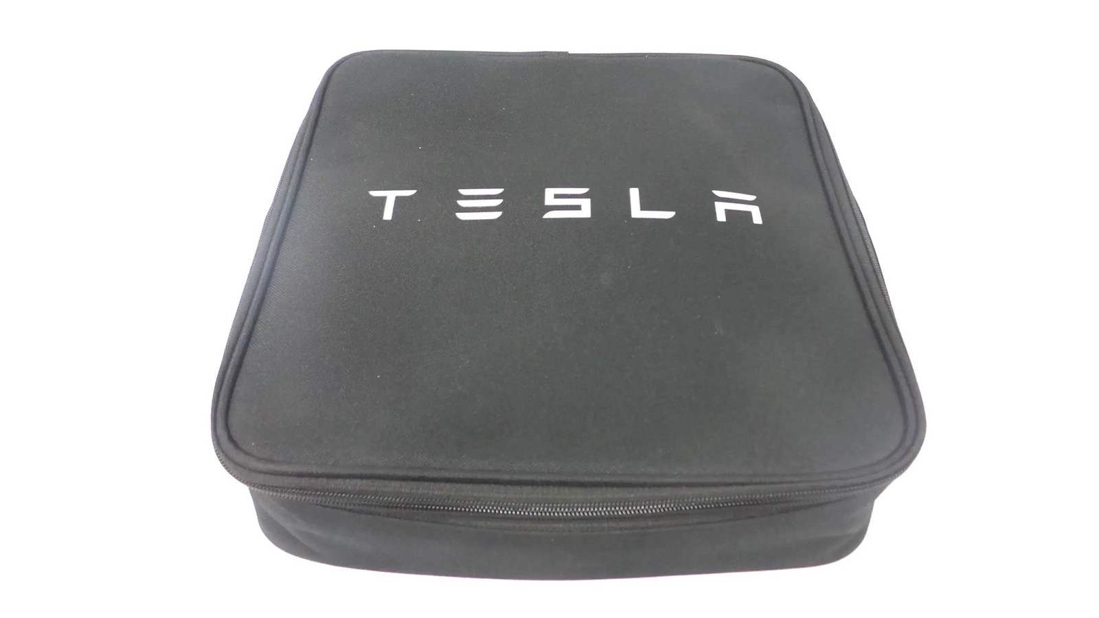 1937825‑00‑D Tesla Mobile Connector Gen 3 EV Charger 32A 120‑240V 20-ft Cable