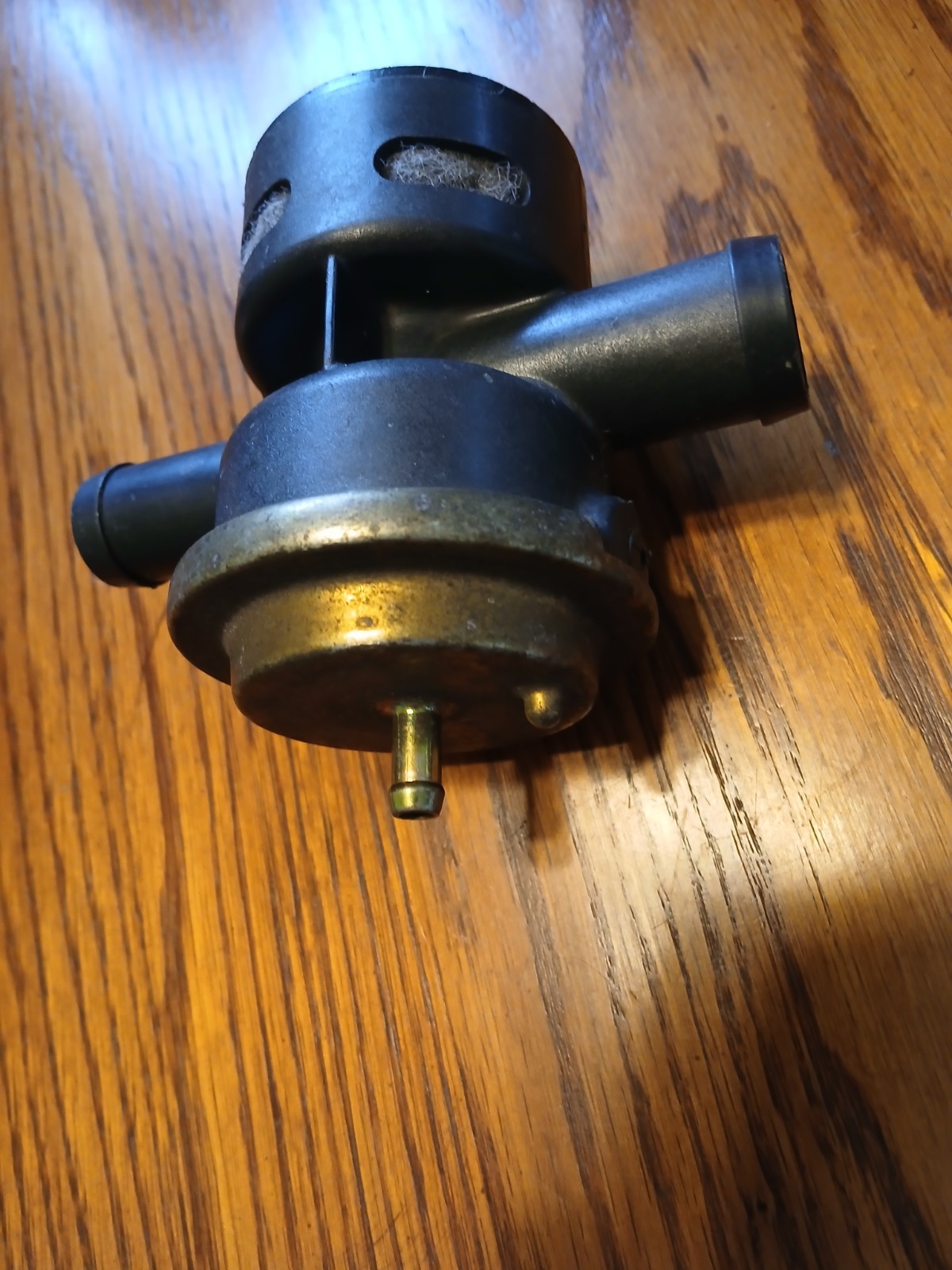 E1TE-9B289-GA FORD OEM Used Smog Pump Bypass Diverter Valve