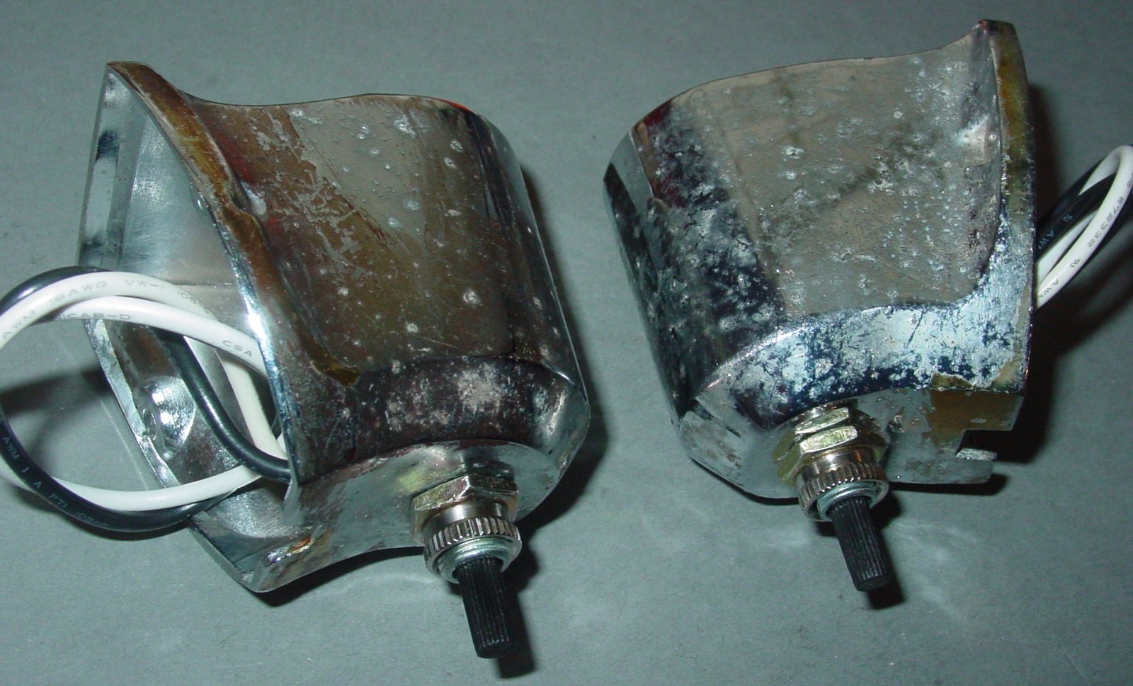 2 Vintage Boat Sconces Lot Art Deco Low Profile Compact Chrome Light Fixture