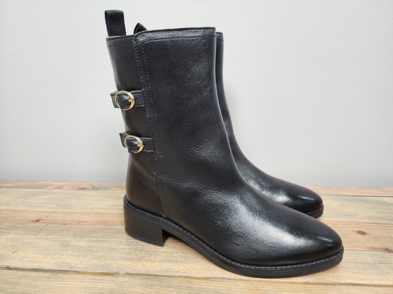 Banana Republic Moto Style Leather Boots Size 6