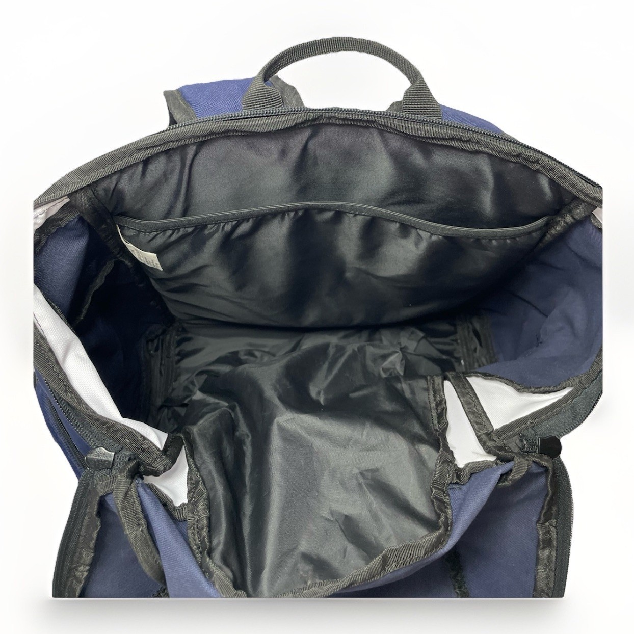 Tyr Alliance 45L White Navy Backpack Gym Pool Bag Wet Dry Ergonomic Design