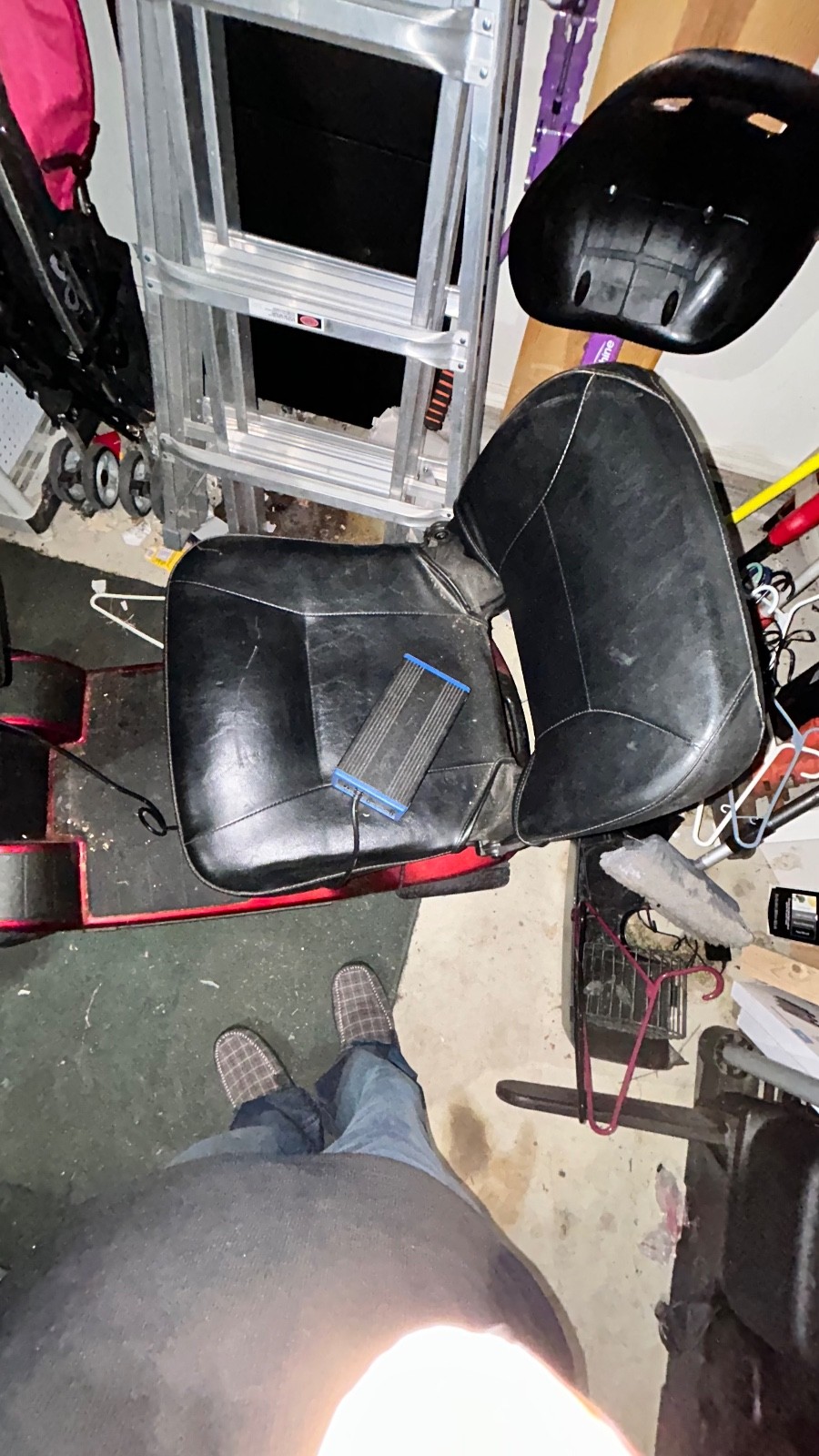 (MUST FIGURE OUT OWN SHIPPING!!!) Pride HVY DTY 4 Wheel Mobility Scooter whlchar