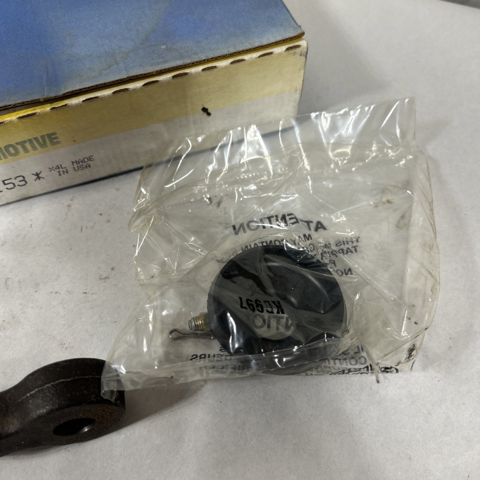 1974-77 GM Full & Midsize Car Steering Idler Arm Moog K6153 NOS Many Application