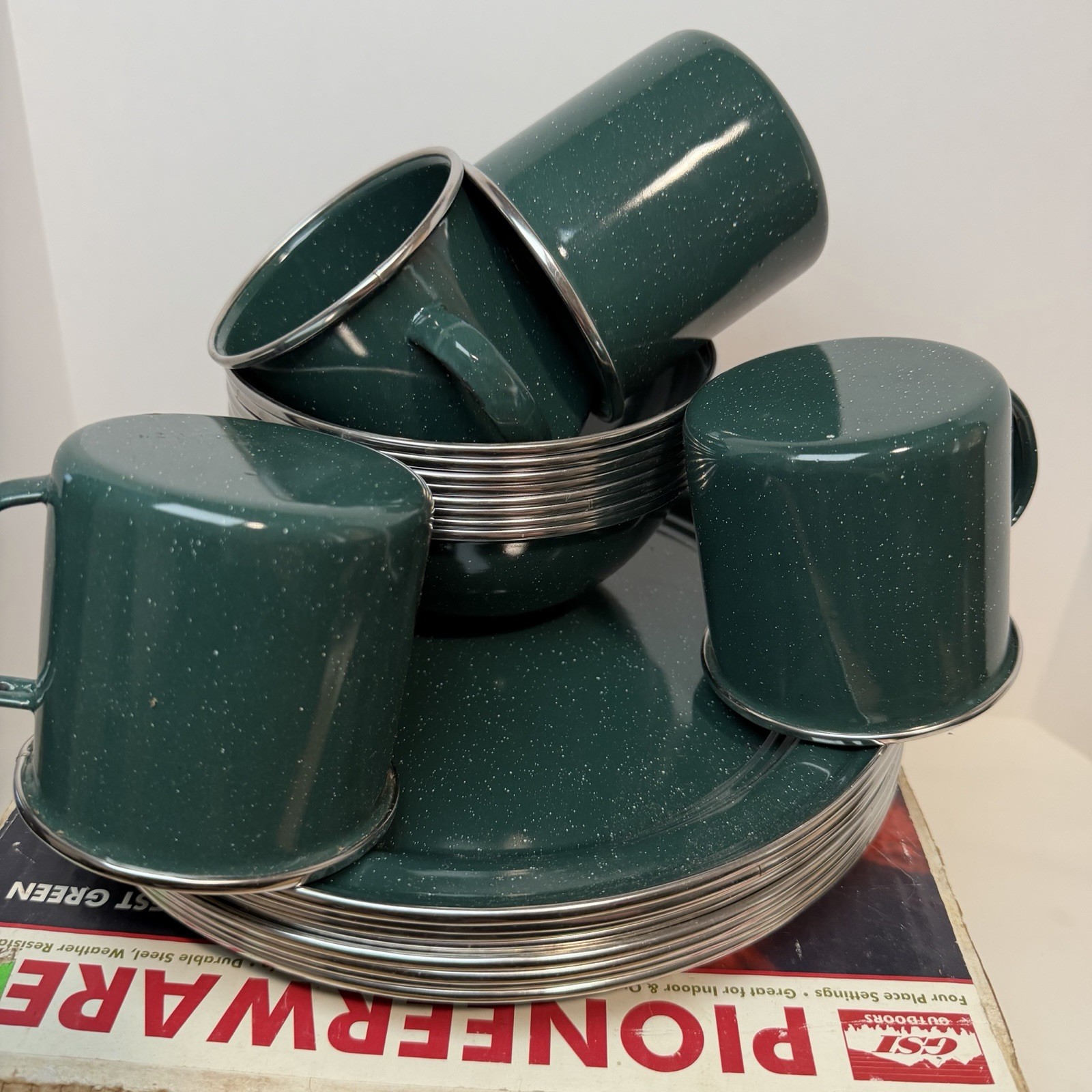 GSI Outdoors Pioneerware Enamelware Camping Dinnerware Set