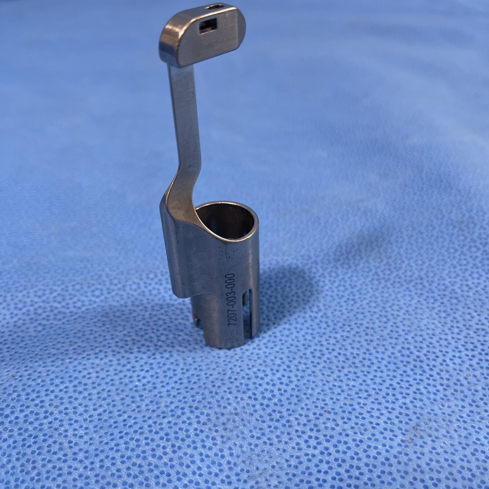 Stryker 7207-003 Sternum blade guard