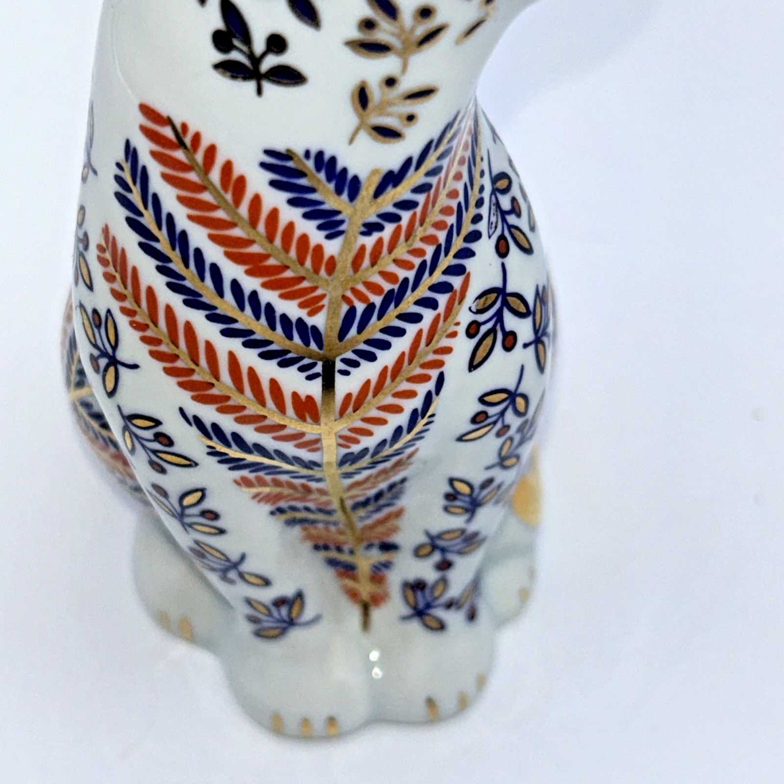VTG Japanese Imari Neko Floral Hand Painted Porcelain Cat Figurine Decor EUC