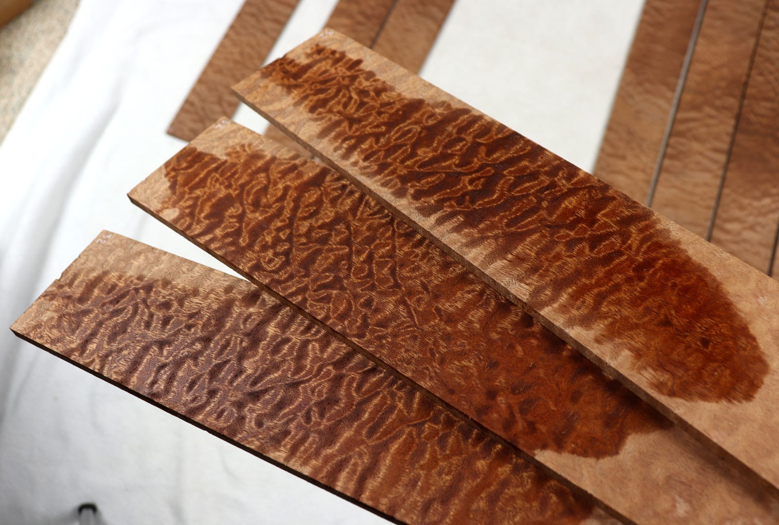 Heavy figure Quilted Sapele guitar fingerboard blank fretboard 2.75x19.4" SF32