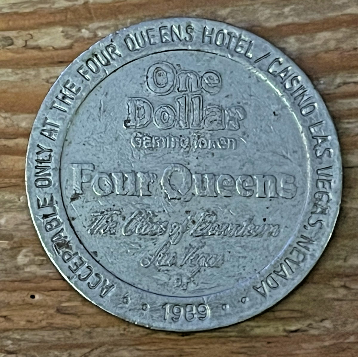 Four Queens Casino Chip Vintage 1989 Silver Coin Token Downtown Las Vegas