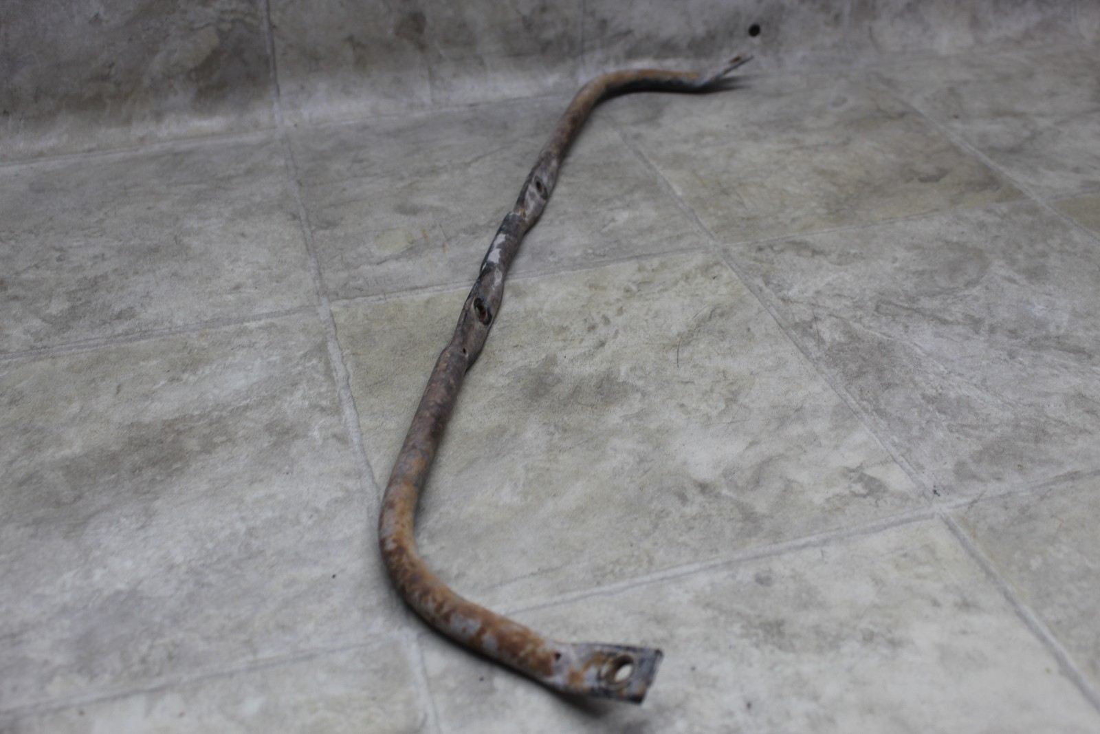 92-98 Yamaha Timberwolf 250 2x4 Oem Front Cowl Fender Stay Support Bracket Mount