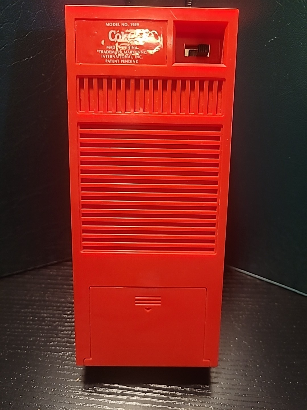 1989 Coca-Cola Coke Pop/Soda Machine Replica Radio - Not in Working Condition
