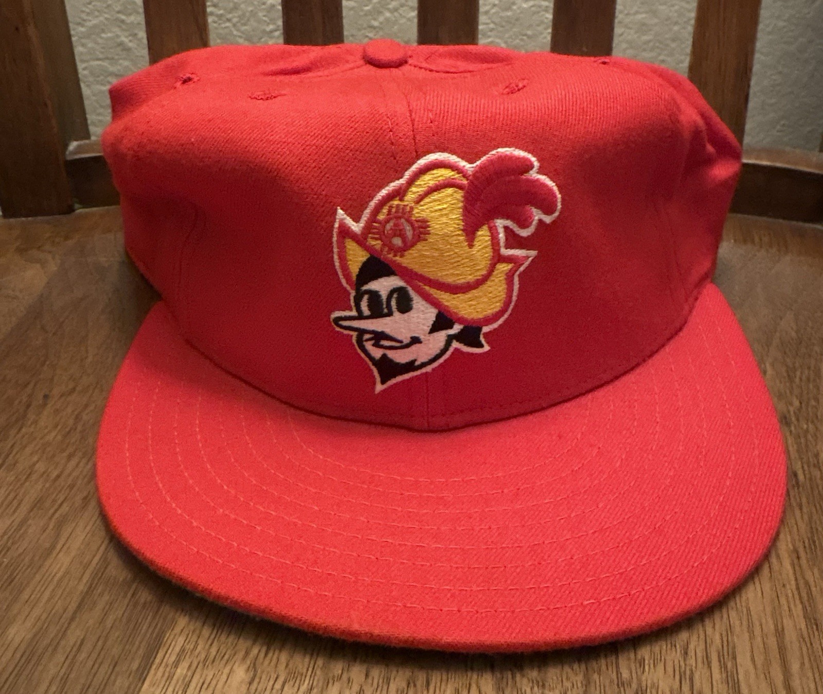 RARE VINTAGE TEAM ISSUE PLAYER WORN PETE LADD ALBUQUERQUE DUKES FITTED HAT