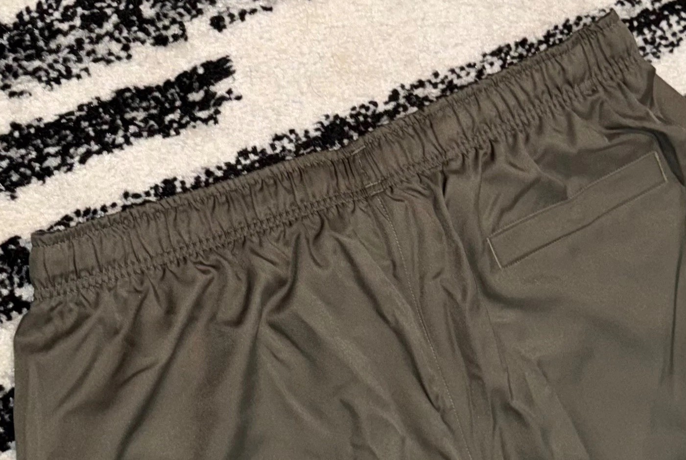 Nike Vanderbilt Commodores Vandy Boys Baseball Olive Team Issue Shorts Men’s XL