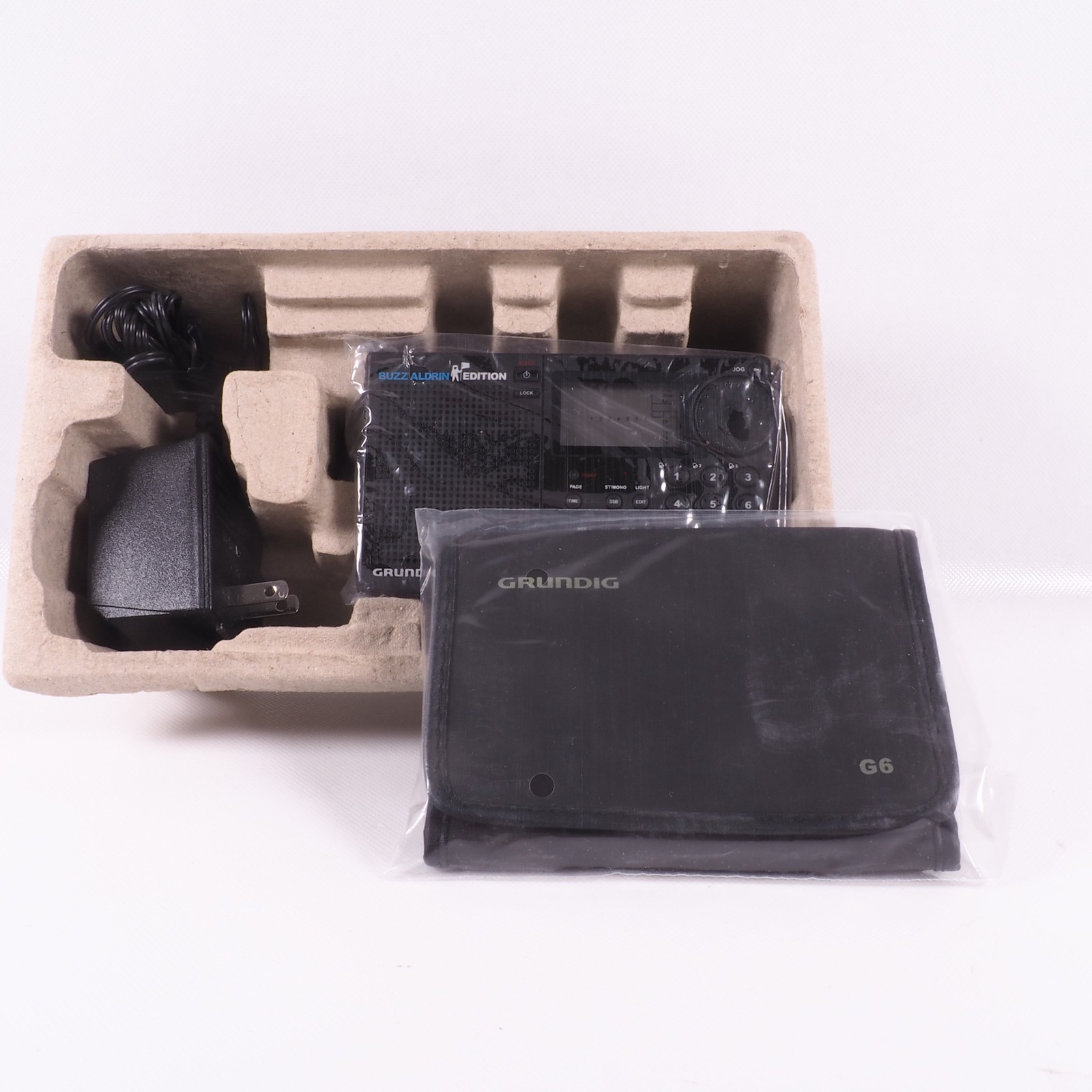 Grundig G6 Aviator Shortwave Radio Buzz Aldrin Edition AM/FM/Airband Boxed
