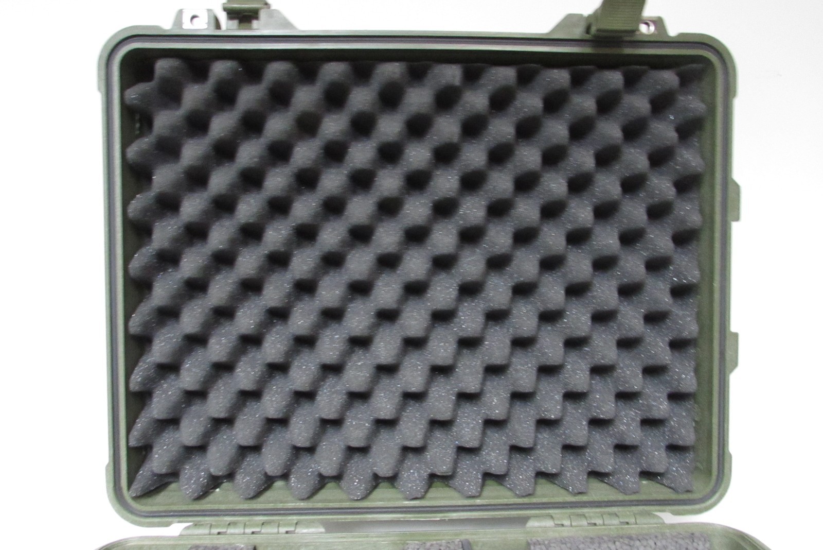 Pelican Transit Rolling Hard Case On Wheels for Anritsu sitemaster