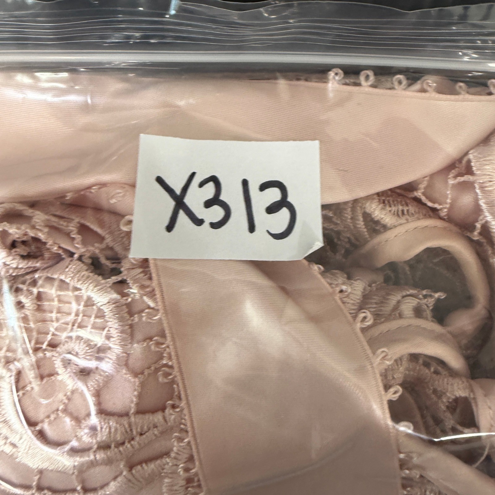 Adrianna Papell 2 Lace Cap Sleeve Illusion Sheath Dress Knee Length Scallop Hem