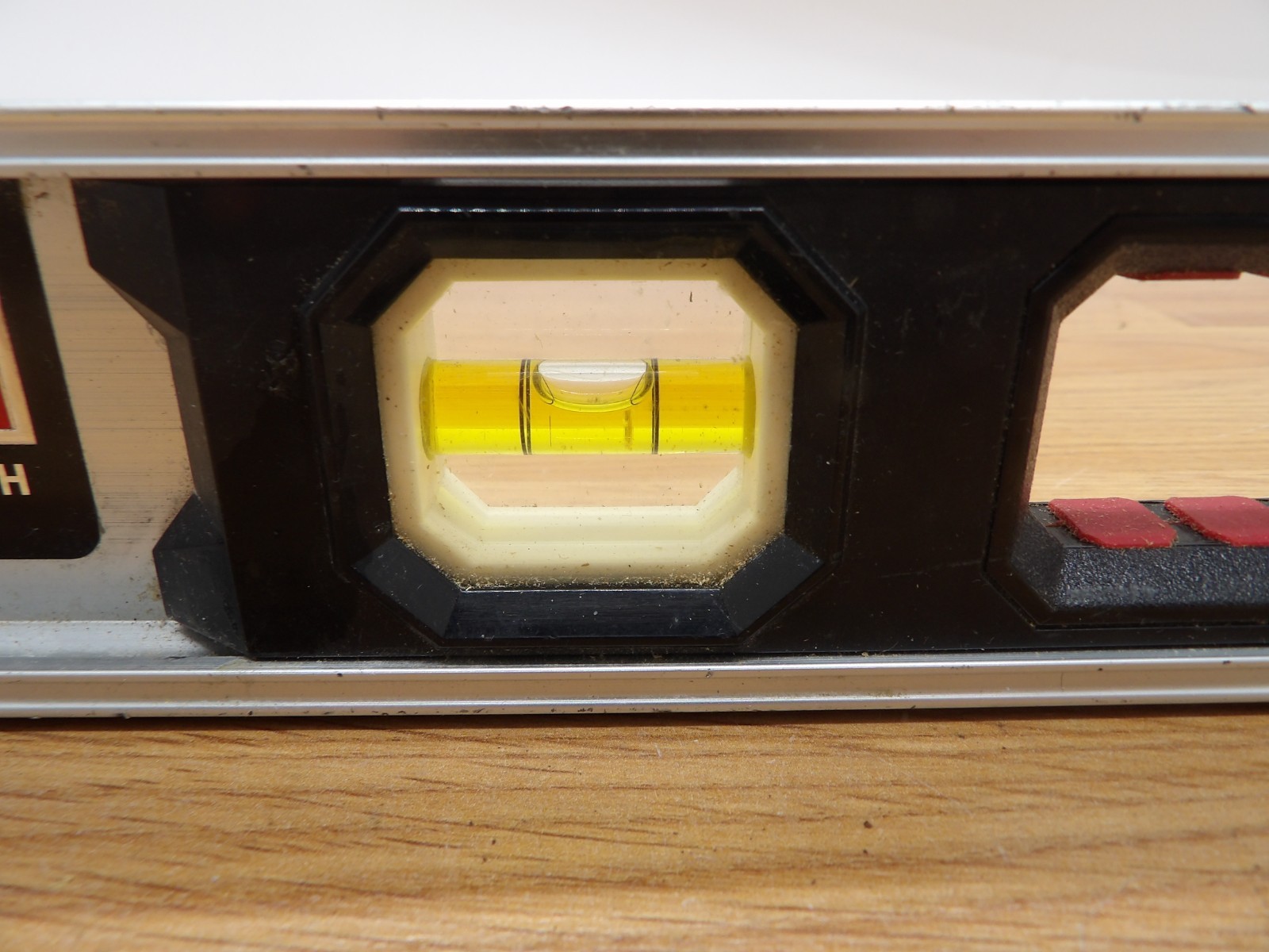 Craftsman 24” Aluminum Frame Level # 39254 - USA --Guaranteed Accuracy Of .0005"