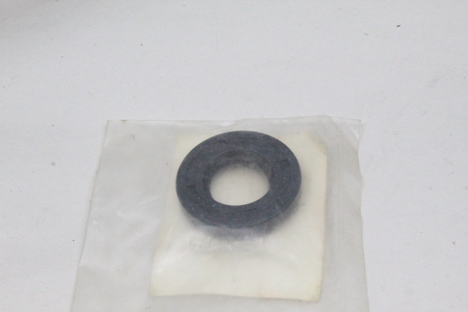 Nos OEM Genuine Nissan/Tohatsu Outboard Oil Seal 3C8-60223-0