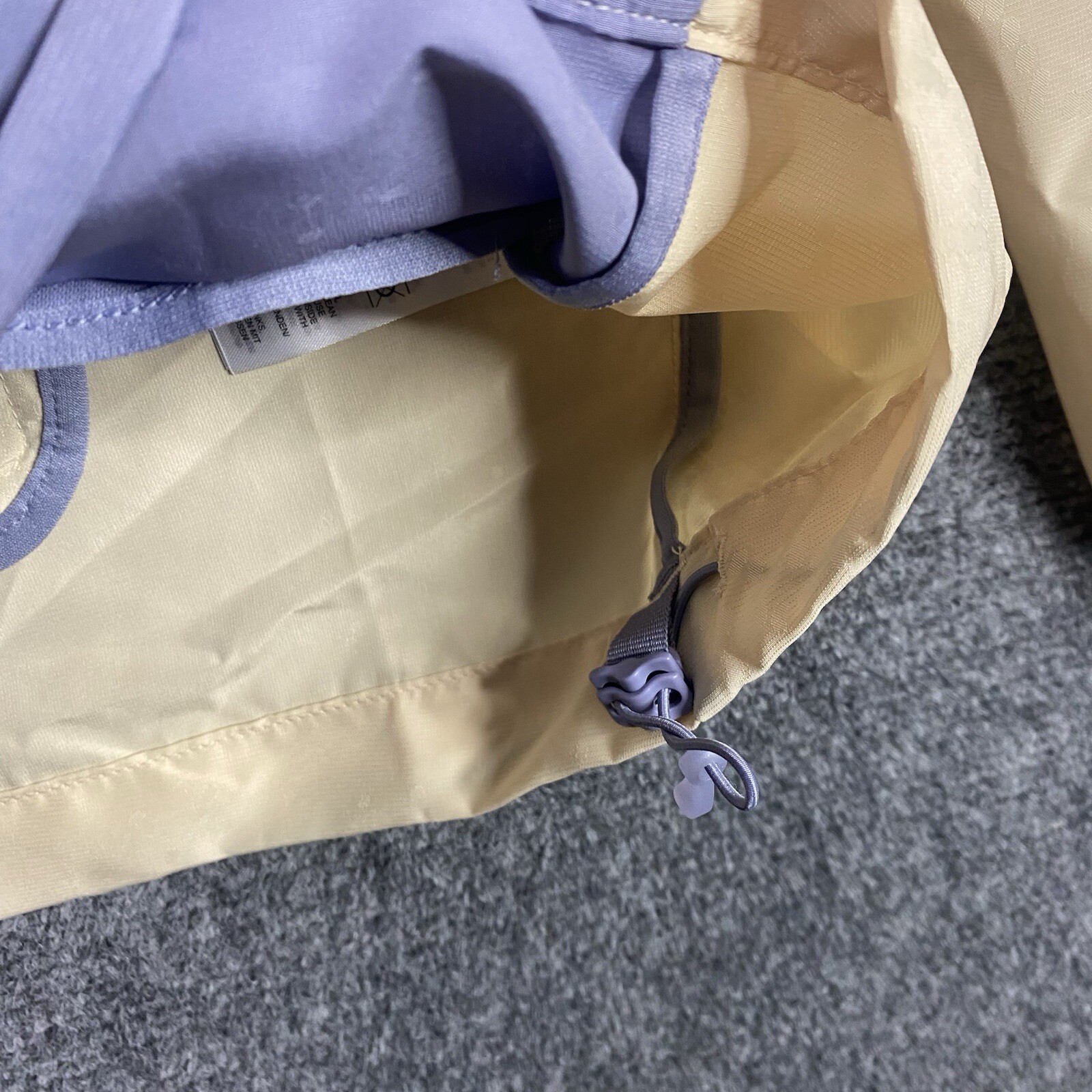 Adidas 2023 Boston Marathon Celebration Jacket Mens Medium Running HY0263 - New