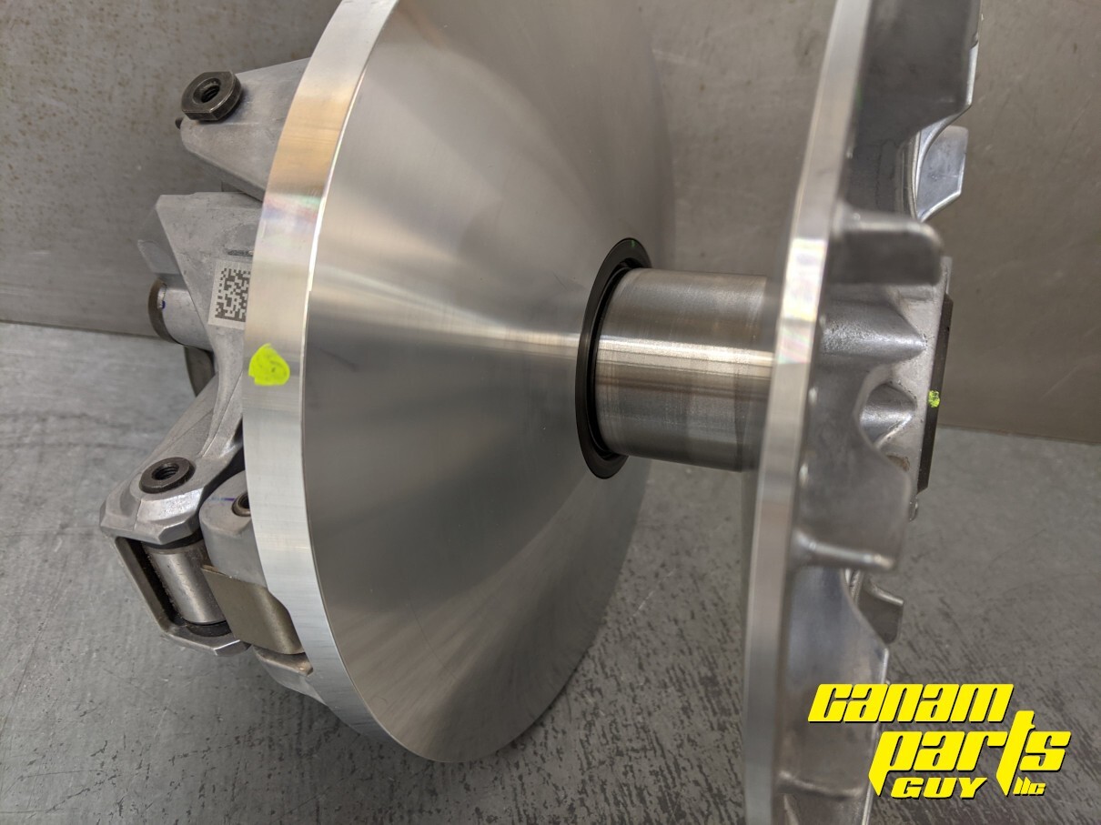 OEM BRP Can Am Maverick X3 P Drive P-DRIVE Pulley Primary Clutch 420686870