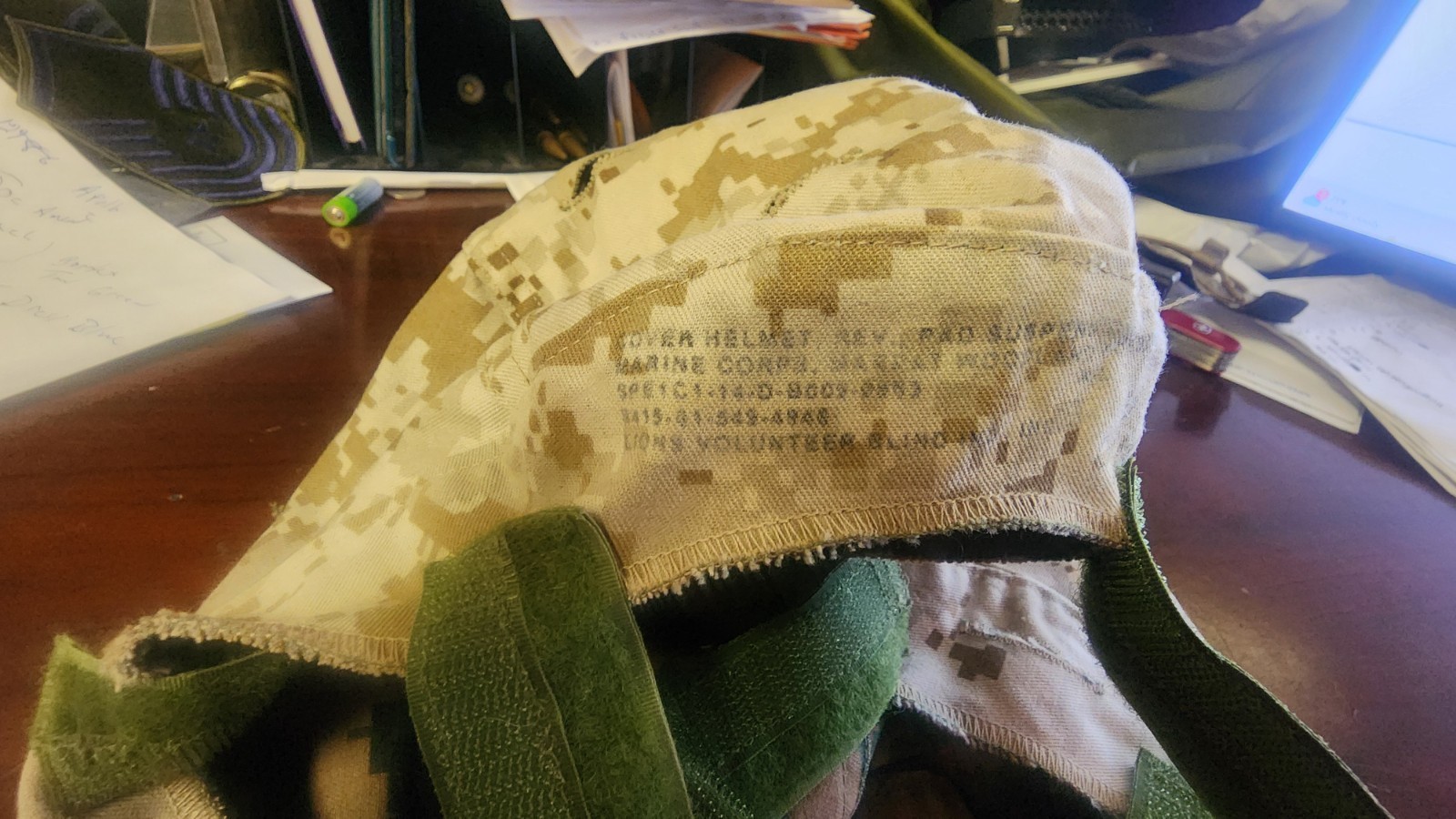 USMC Helmet Cover Reversable Woodland Desert MARPAT- Medium/Large