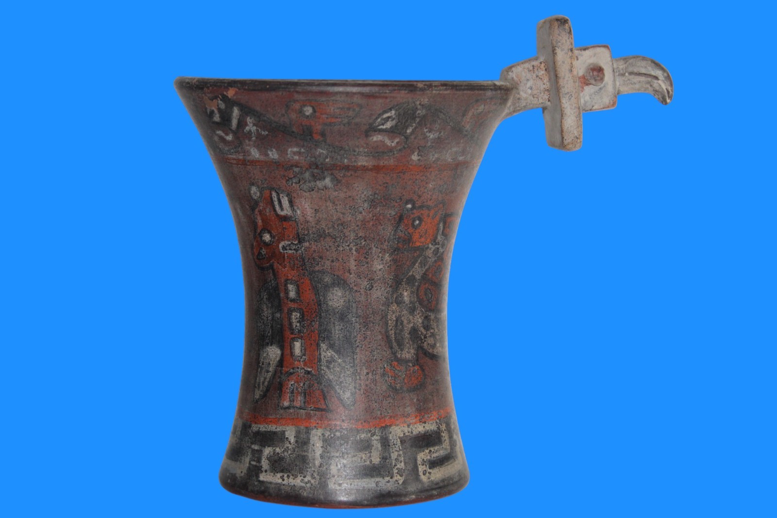 Museum Replica of a Pre Columbian Artifact Peru Big Tiahuanaco Condor Beaker B09