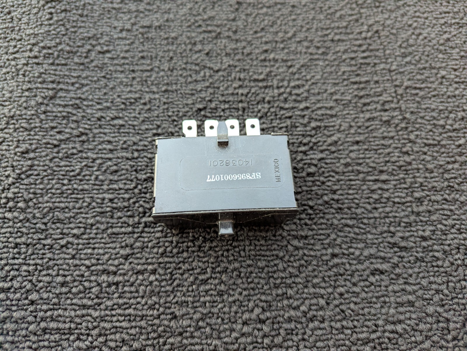 Jeep Cherokee Door Ajar Buzzer Warning SF8956001077 14036201 - FREE SHIPPING