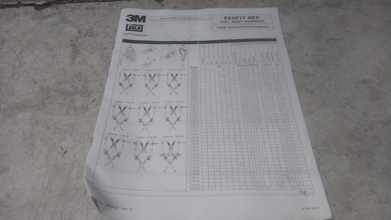 3M DBI-Sala 1140123 Size L 420 Lb Weight Cap Full Body Harness