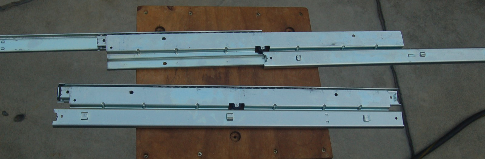 1 PAIR of NEW SNAP-ON TOOLS #8-1288LRS 27" BALL BEARING DRAWER SLIDES