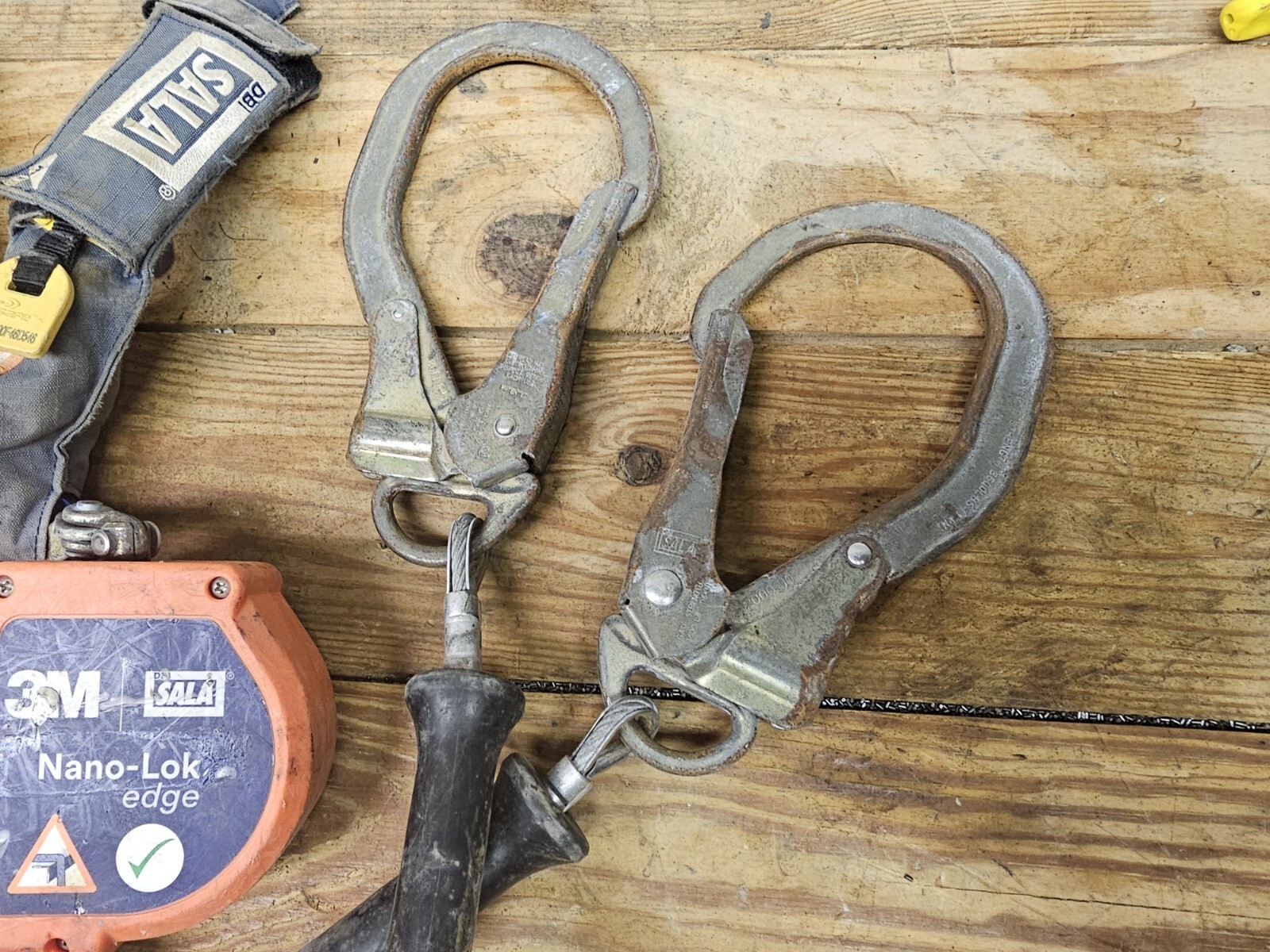 3M DBI SALA NANO-LOK 8' EDGE 3500227 DUAL LEG SELF RETRACTING LIFELINE LANYARD