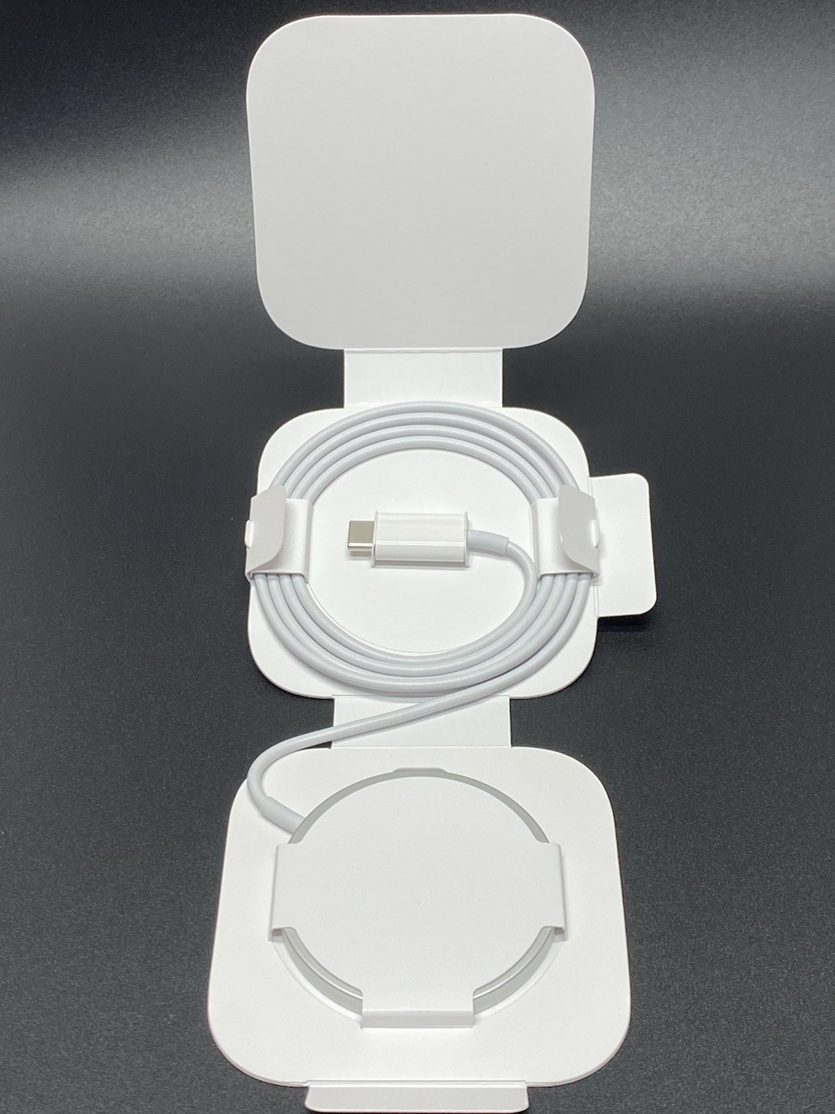 Apple MagSafe Wireless Charger for MagSafe iPhone Sealed