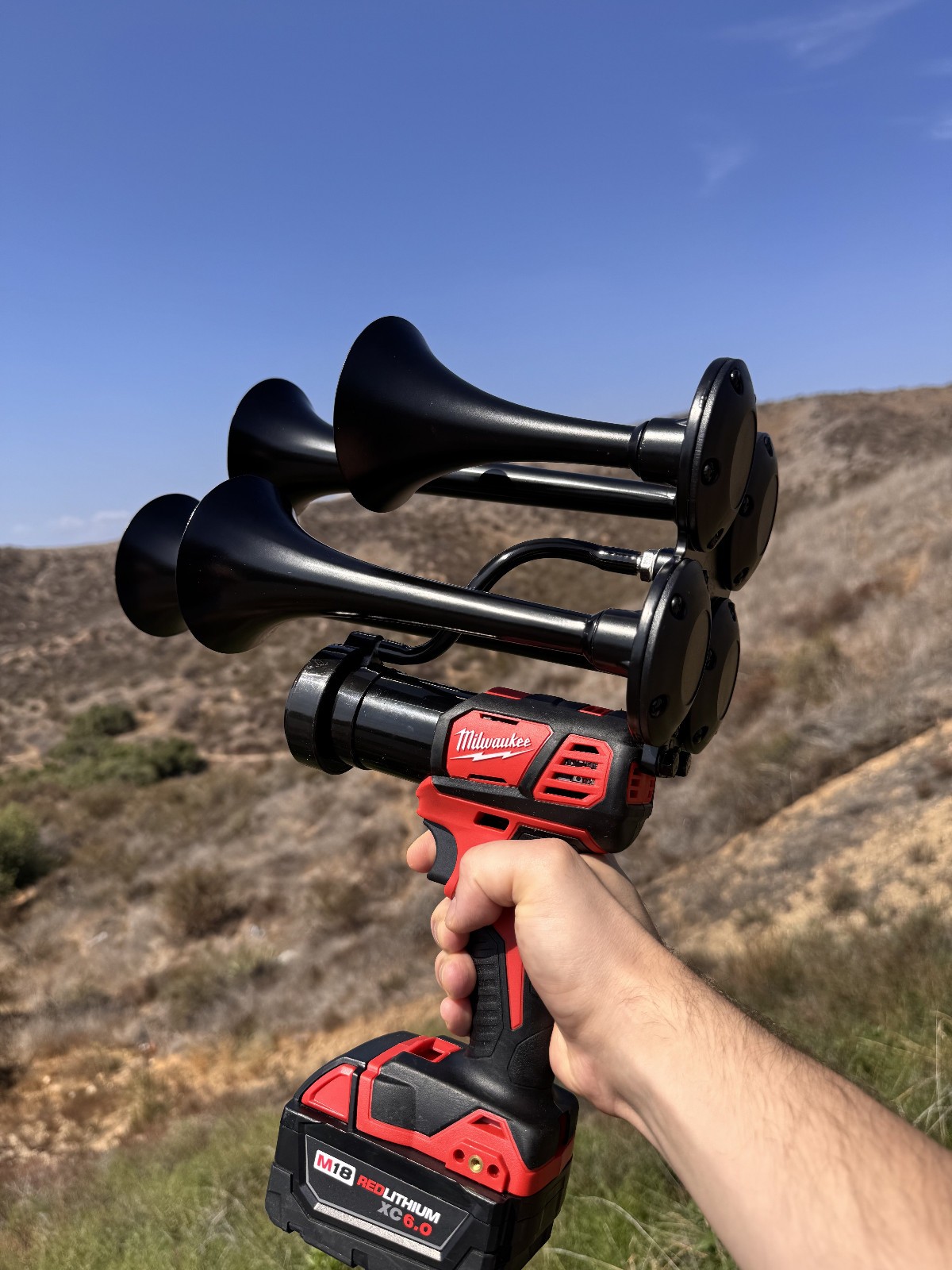 Milwaukee M18 Impact Train Air Horn + 2 Remote Controls| Quad Trumpet Train Horn