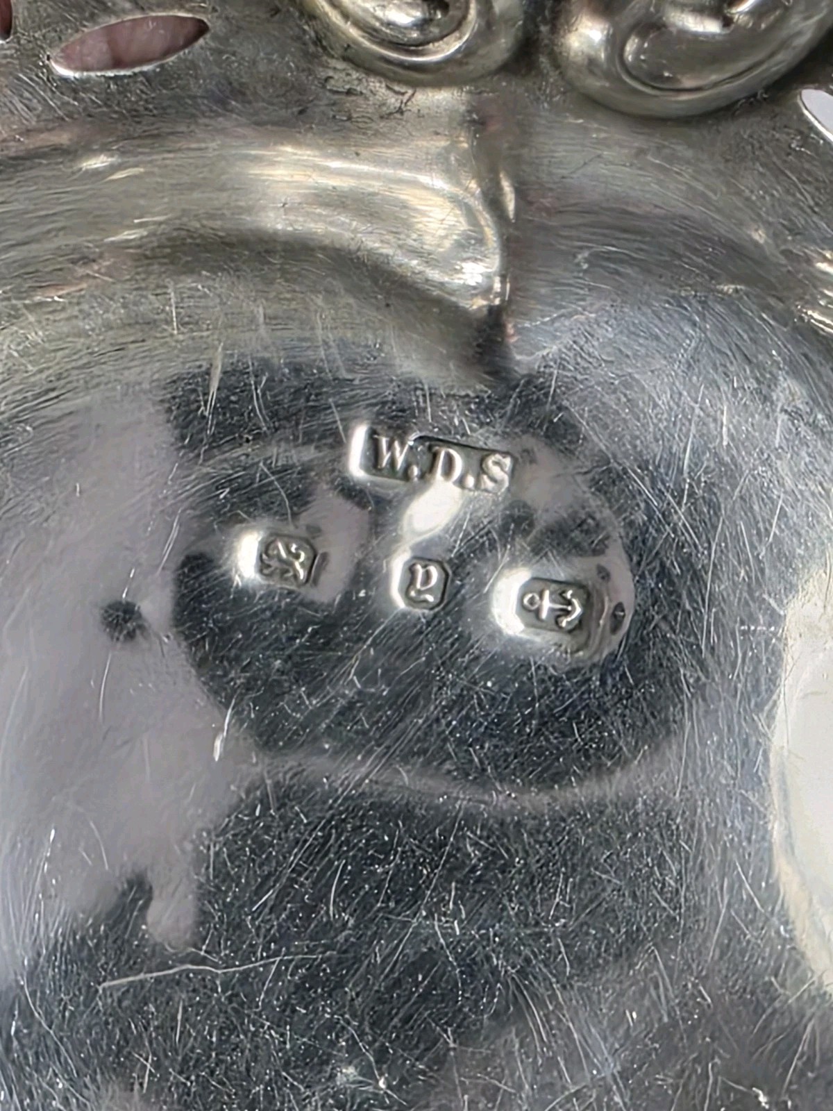 antique 1898 English sterling silver filigree heart footed bonbon dish bowl