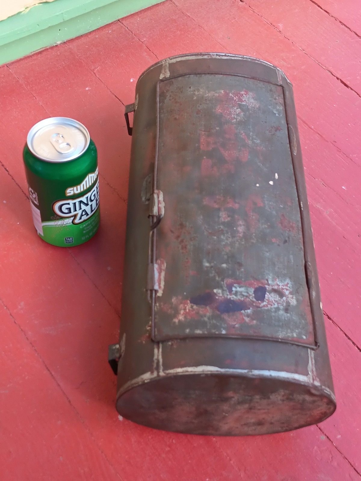 Tin Storage Botanist VASCULUM, or Satchel for Early Motorcycle ?