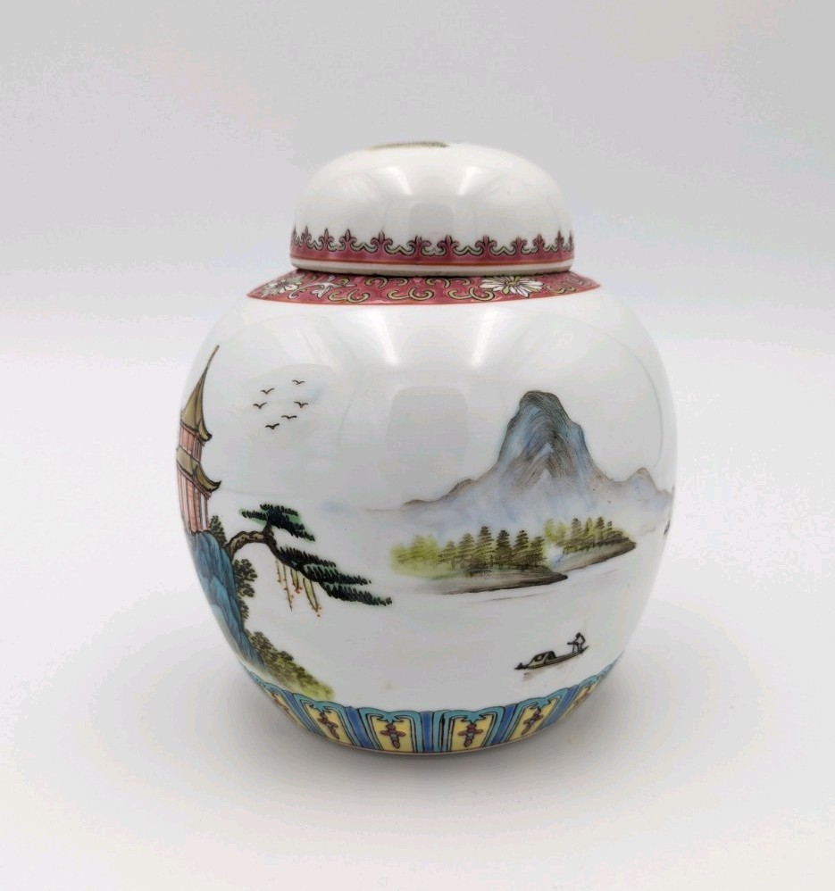 Chinese Jingdezhen Hand Painted Porcelain Ginger Jar Pagoda 6"