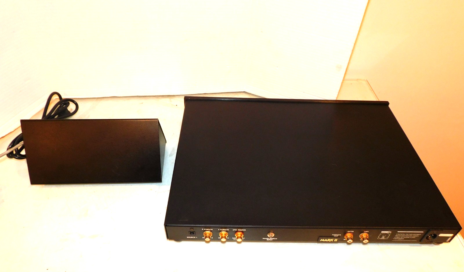 MONDIAL ARAGON D2A Mark II DAC Digital to Analog Converter + IPS Power Supply