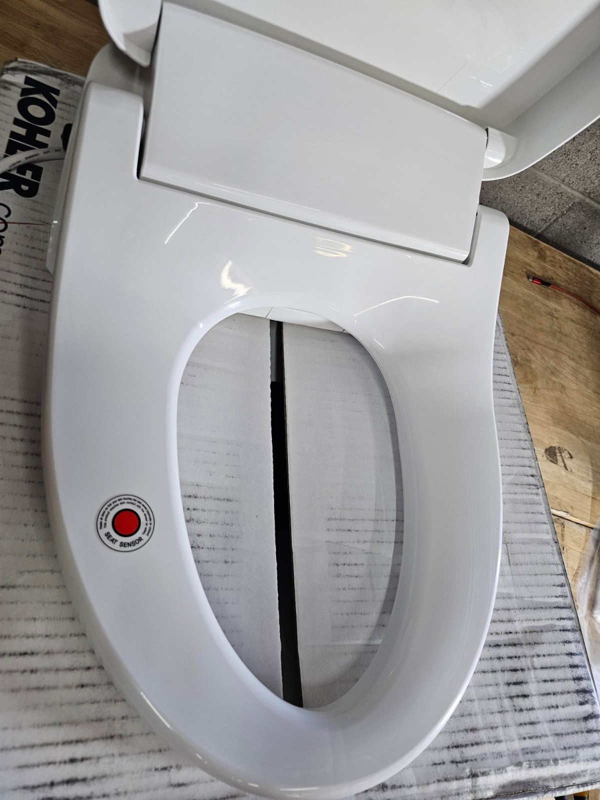 Enlongated Kohler C3-325 28119-0 Bidet Toilet Seat Heated w/ Remote