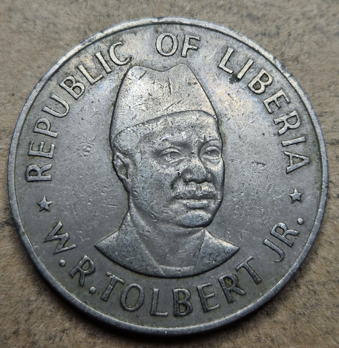 1976 Republic of Liberia One Dollar - Liberian Coin - Copper Nickel - World Coin