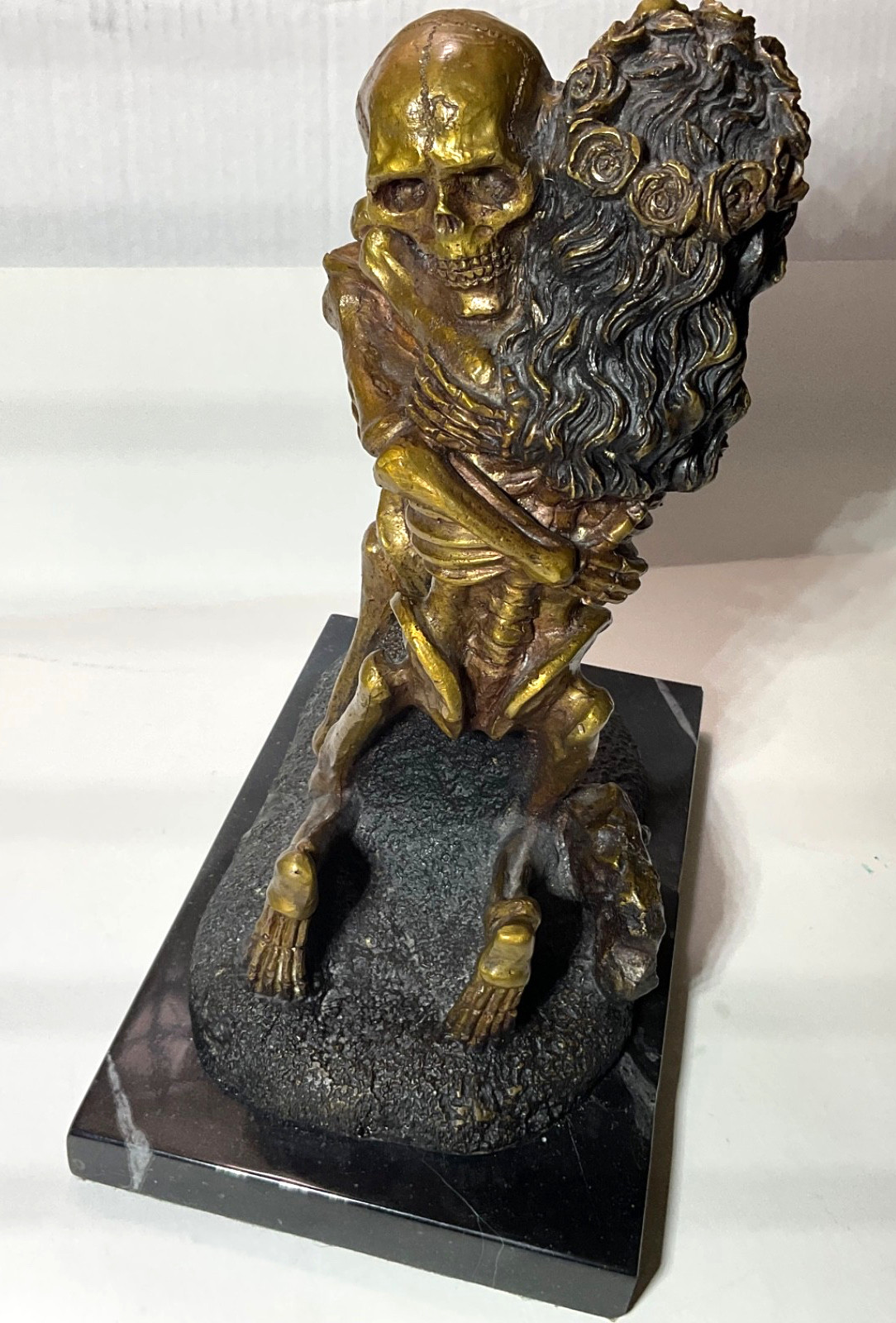 Love Never Dies Gothic Skeleton Marble Cinco de Mayo Decor